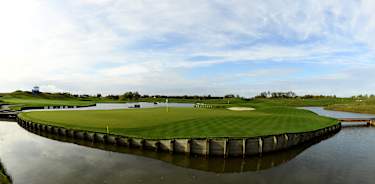 Le Golf National 18th
