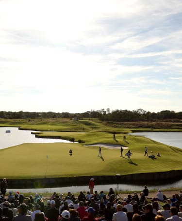 le golf national 18th-1698857746