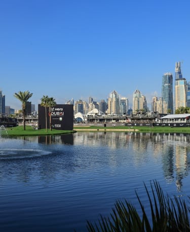Second round resumes on day three in Dubai
