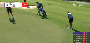 WATCH: Jarvis chips in at the 10th