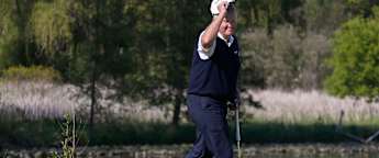 Monty's Major mission begins again