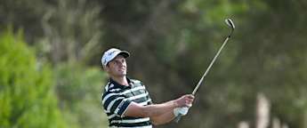 Lumsden leads the way on blustery opening day in Portugal