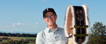 Blomme holds nerve to secure maiden title in a play-off