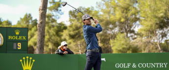 Wilson leaves it late to wrap up card