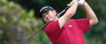 Goosen going well before rain delay