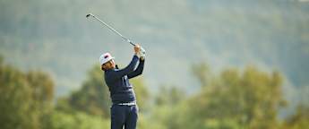 Follett-Smith and Giboudot share halfway lead in Beroun