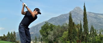 De La Riva maintains narrow lead