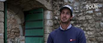 Touring Óbidos with Tomas Gouveia 