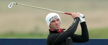 Parry retains advantage