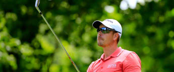 Stenson moves into Race to Dubai pole