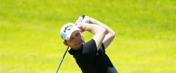 Grace edges ahead of Coetzee