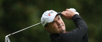 Khan leads US Open qualifiers at Walton Heath