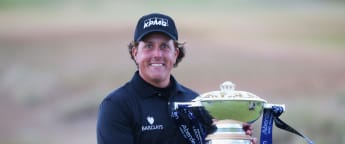 Mickelson completes dramatic victory