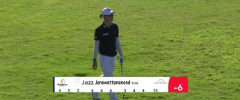 Janewattananond Round 4 Hole 17 chip in