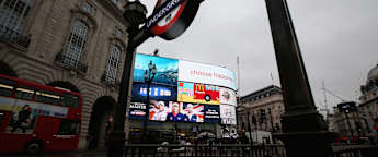 British Masters lights up Piccadilly