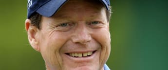 Watson sparkles for a share of clubhouse lead