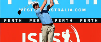 Rumford and Chalmers lead home hopefuls in Perth