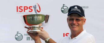 Lyle lands first win in two decades