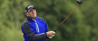 Longmuir storms to Stapleford Park lead