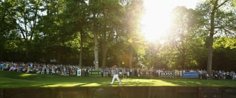 Record crowds flock to Wentworth