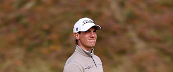 Matteo Manassero leads at halfway after sensational round