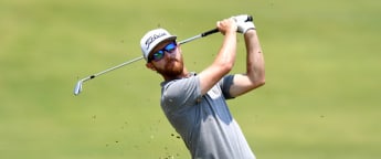 Flawless 63 puts Flanagan in contention
