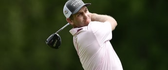 Todd maintains slender lead early on day four