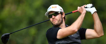 Samooja and Hend share halfway lead