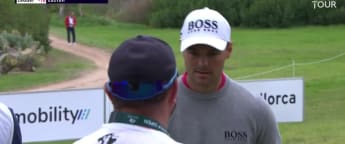 Kaymer chips in on the 18th