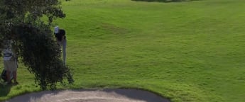 Lemke Round 4 Hole 17 chip in