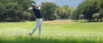 Du Plessis keeps his nose in front in South Africa