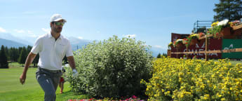 Alejandro Cañizares and Thriston Lawrence tied at the summit in Crans Montana