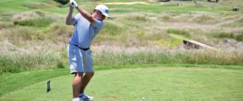 Louis Oosthuizen back on top in Mauritius