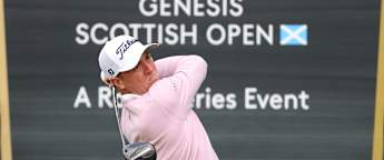Justin Thomas goes bogey-free to take first-round lead in Scotland