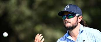 Impressive Angel Hidalgo stretches lead in Madrid