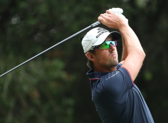 Björk keeps his nose in front