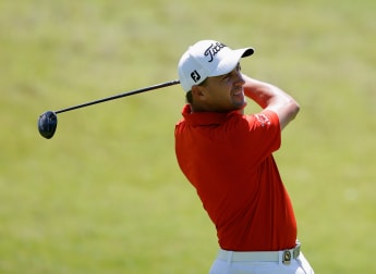 Fichardt and Van Zyl still neck-and-neck