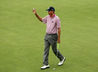 Third day starts on time