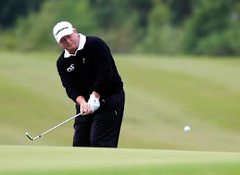 Mouland and Woosnam set for Wales
