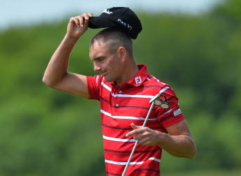 Dinwiddie’s sweet 66 earns share of French lead