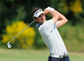 Cañizares claims narrow advantage