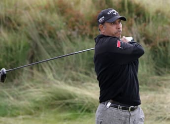 Singh moves into contention