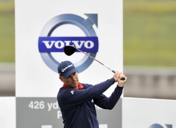 Pavin makes move in China