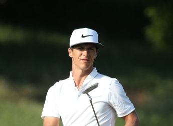 Olesen makes fast start on day three