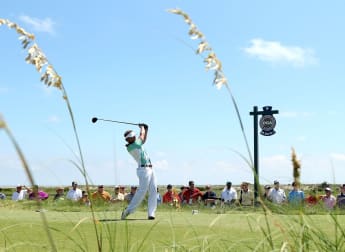 Luiten remains in contention