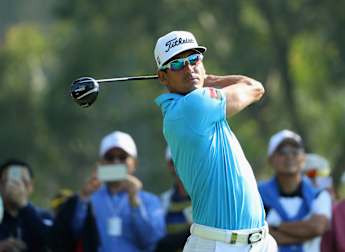 Cabrera Bello dominates in Hong Kong