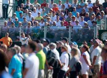 Imperious Langer in control at Royal Porthcawl
