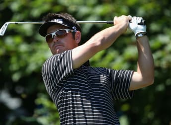 Red-hot Louis flying at Firestone