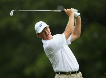 Els establishes healthy lead