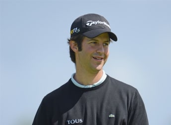 Campillo edges ahead